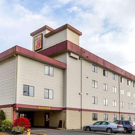 Super 8 by Wyndham Ketchikan Eksteriør billede